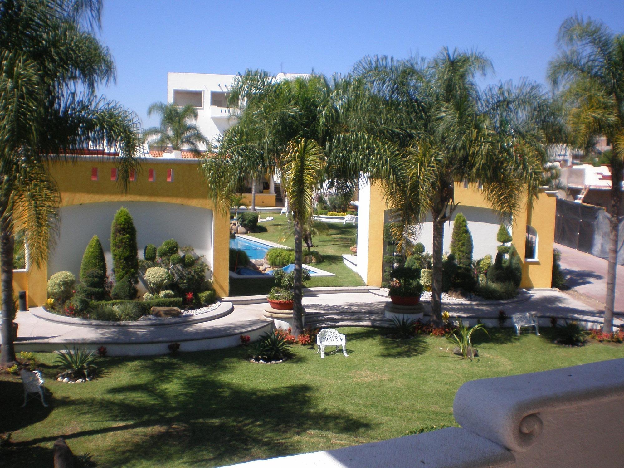 Hotel Canarios Cuernavaca Buitenkant foto